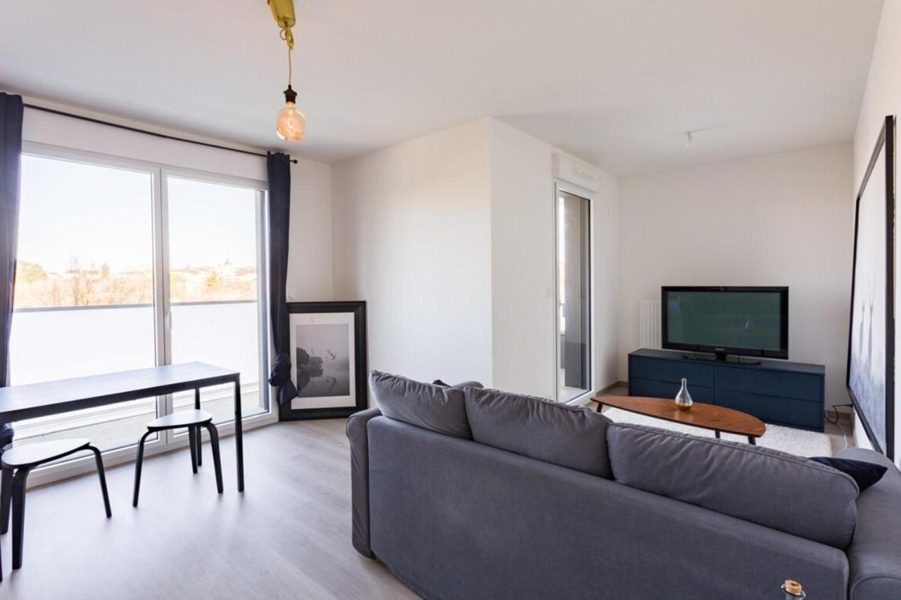 Le Rio, Appartement Avec Terrasse & Parking Rennes Eksteriør billede