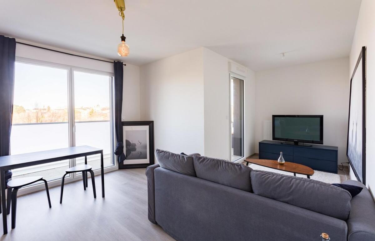 Le Rio, Appartement Avec Terrasse & Parking Rennes Eksteriør billede